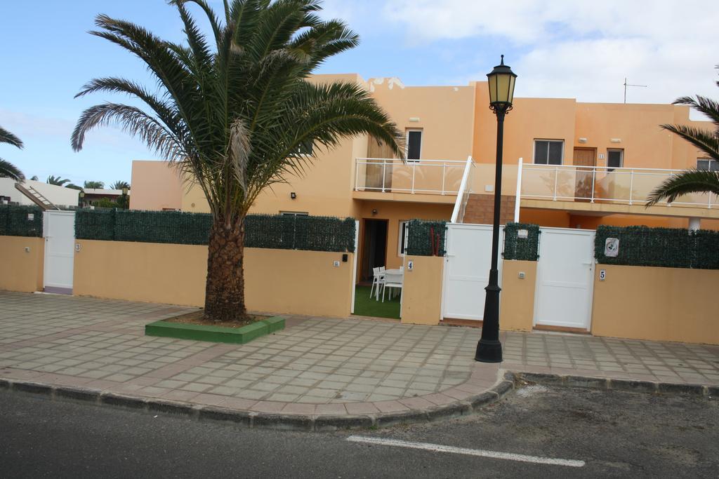 Anju Villas Los Delfines Bravo'S Apartments Corralejo Extérieur photo