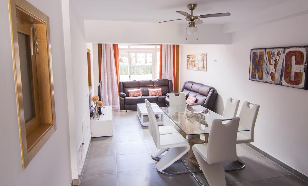 Anju Villas Los Delfines Bravo'S Apartments Corralejo Extérieur photo