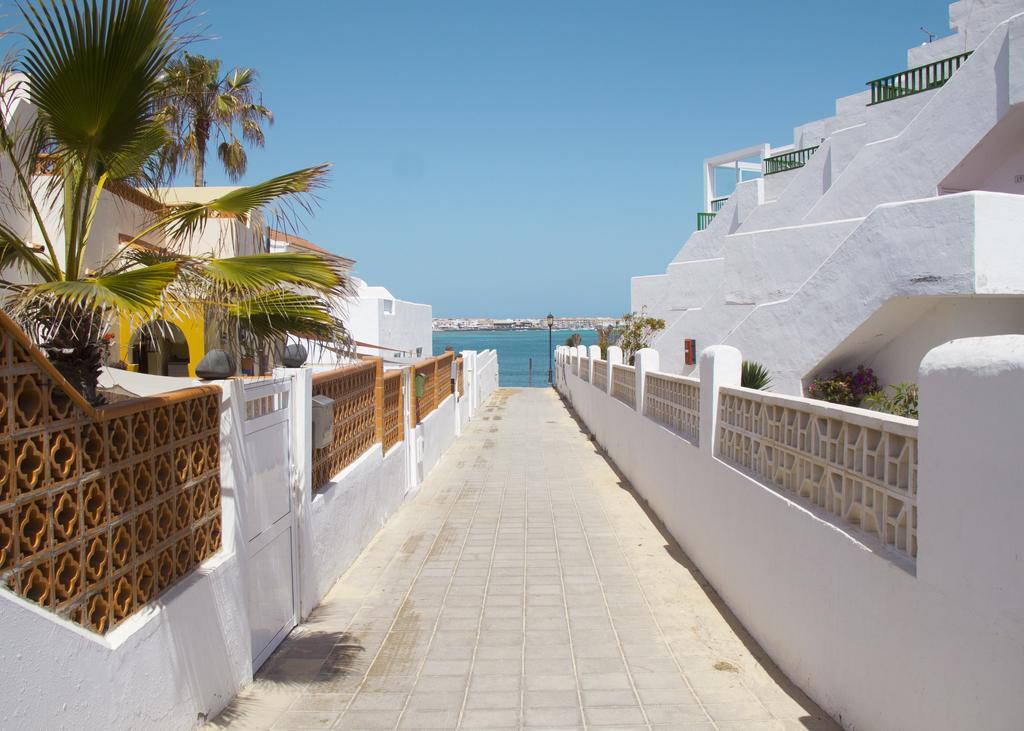 Anju Villas Los Delfines Bravo'S Apartments Corralejo Extérieur photo