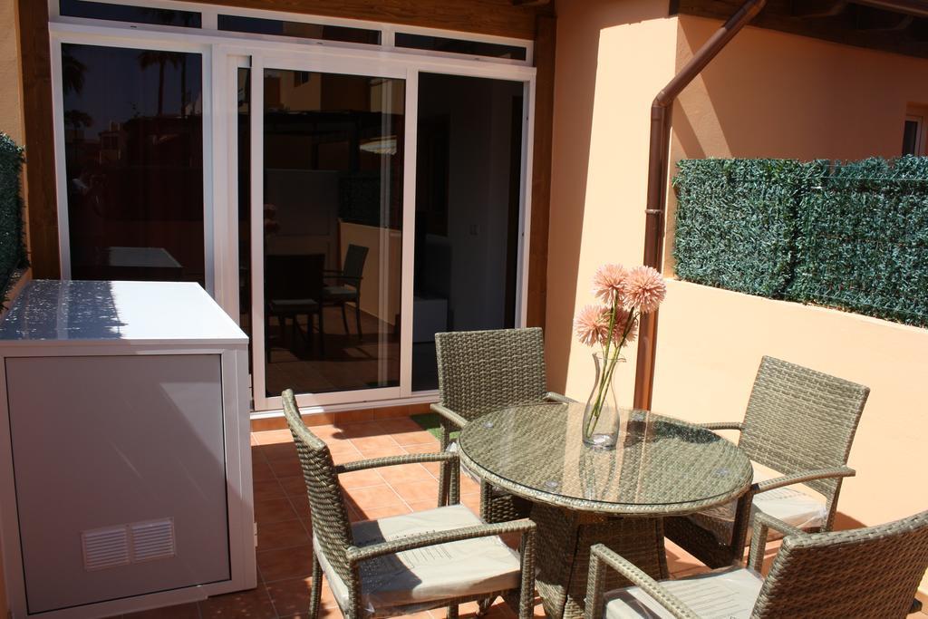 Anju Villas Los Delfines Bravo'S Apartments Corralejo Extérieur photo